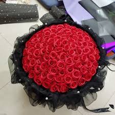 Ý nghĩa của 100 bông hồng
